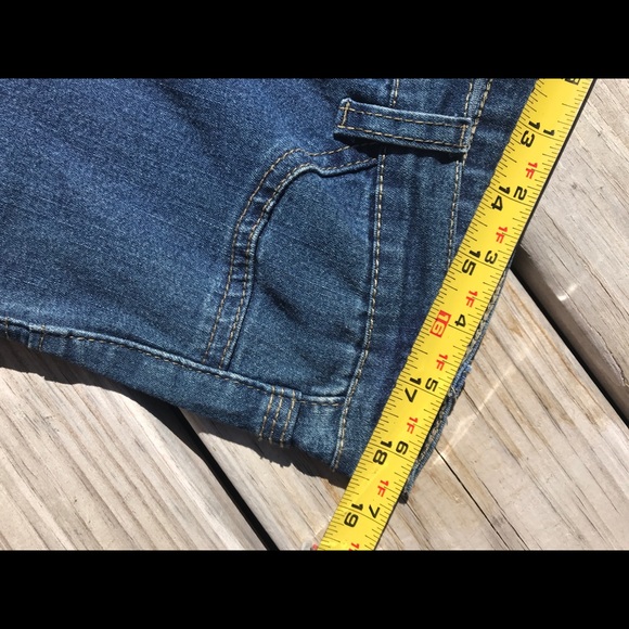 Ladies Jeans - Picture 2 of 9